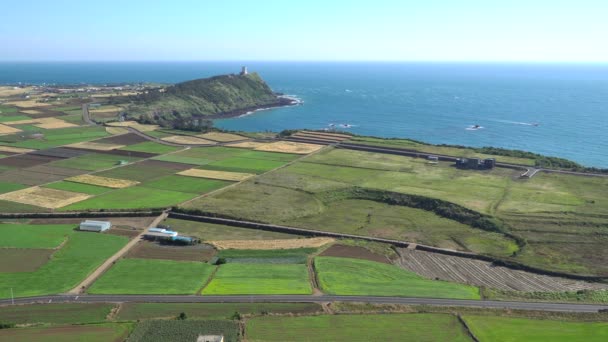 Paisaje visto desde Dang Oreum en Jeju — Vídeos de Stock