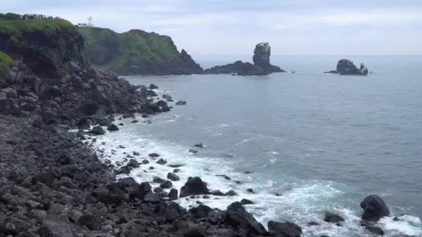 Cabo Seopjikoji en la isla de Jeju, Corea — Vídeos de Stock