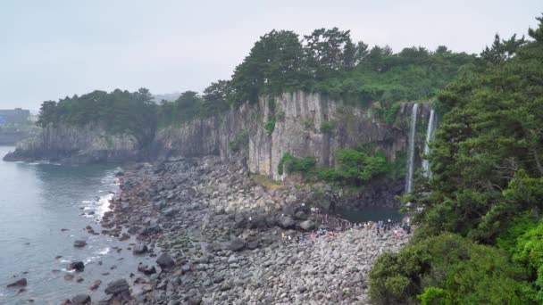 Wodospad jeongbang — Wideo stockowe