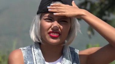 Konuşmak veya konuşan kadın