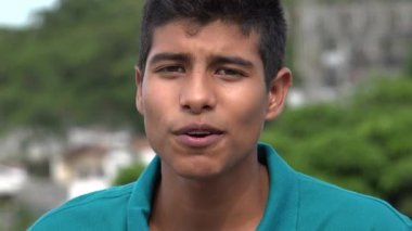 Konuşma ya da Latin genç çocuk