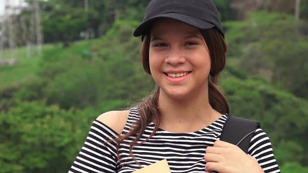 Feliz Estudiante Adolescente Hembra —  Fotos de Stock