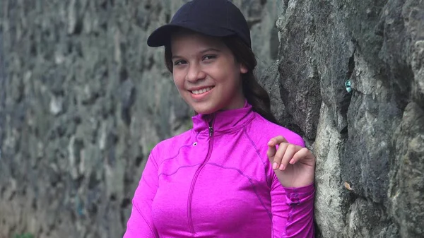 Menina Adolescente Feliz Pessoa Sorrindo — Fotografia de Stock