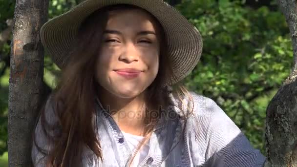 Smiling Teen Girl At Park — Stock Video