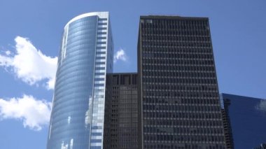 ofis binalarının ve gökdelenlerin