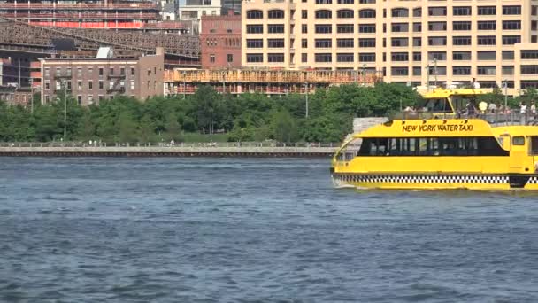 Ferry Passageiros Porto Nova York — Vídeo de Stock