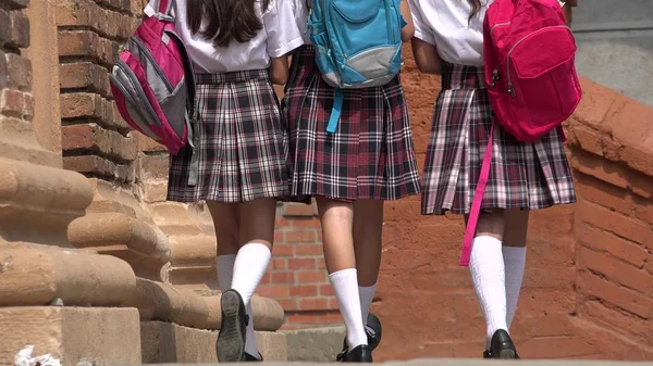 Female Students Backpacks — Stock Photo, Image