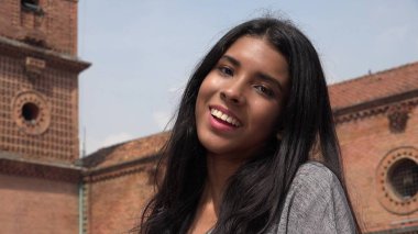 Mutlu insanlar gülümseyen insanlar