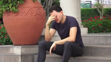 Üzgün depresif adam