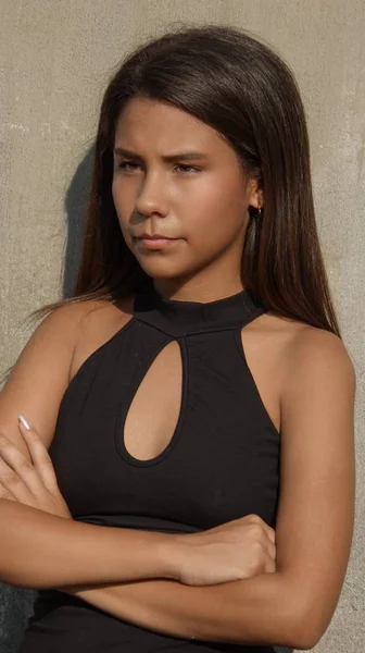 Ein Hispanisches Mädchen — Stockfoto