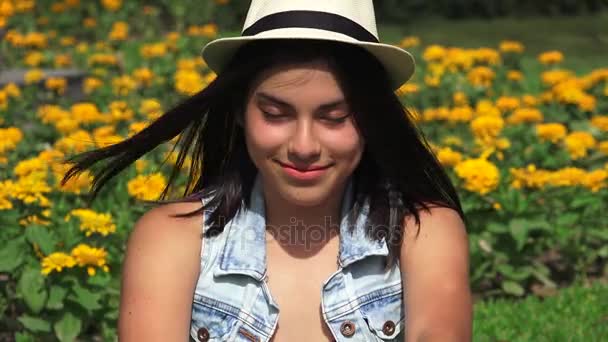 Mutlu kadın teen — Stok video
