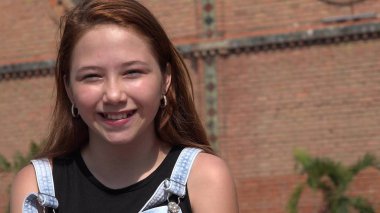 Genç, mutlu bir insan