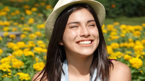 Smiling Female Teen Springtime — Stok Foto