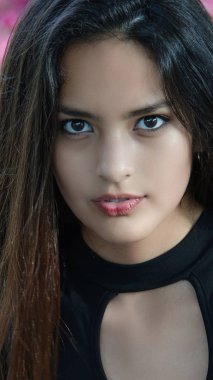 İspanyol kız yüzü