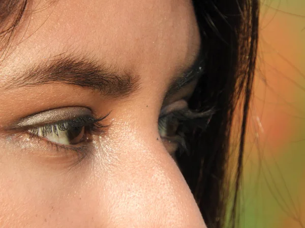 Una Joven Mujer Ojos — Foto de Stock