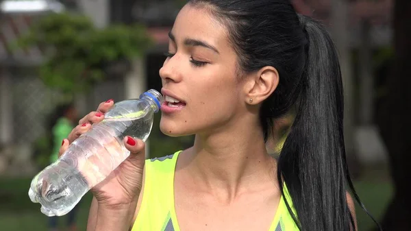 Female Drinking Water — Stock Photo, Image