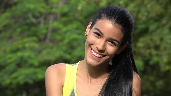 Diversão colombiana adolescente menina — Fotografia de Stock