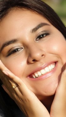 Heyecanlı güzel kişi