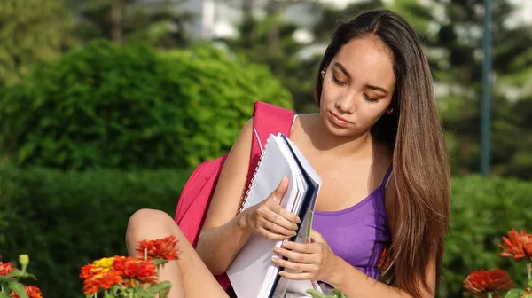 Jonge tiener Student — Stockfoto