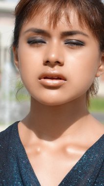 Güzel Kadın ve Karışıklık