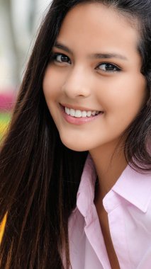 Bir çok kadın güzel