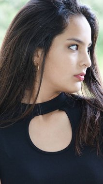 endişeli genç kız