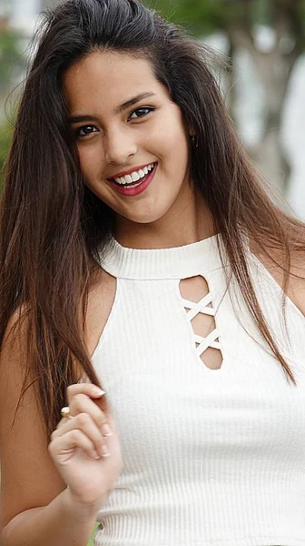 Perulu kız ve mutluluk