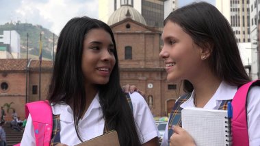 Çeşitli Teen kız öğrenci