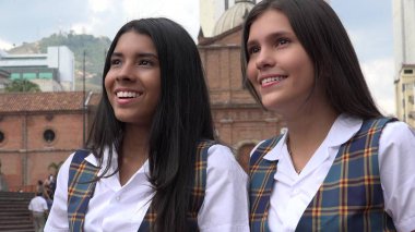 Mutlu genç öğrenciler