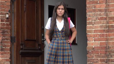 Mutsuz erkek lise öğrencisi