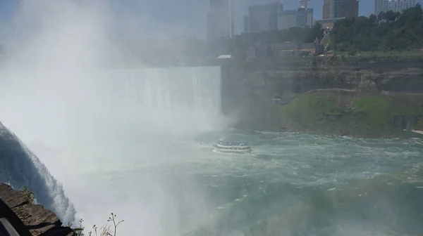 Misty Niagara Flod Och Falls — Stockfoto