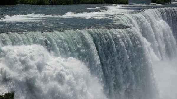 Şelaleler ve Cascades — Stok fotoğraf