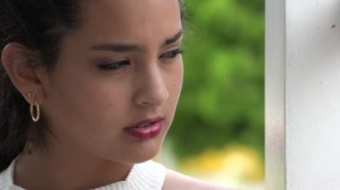 Üzgün endişeli kadın Teen