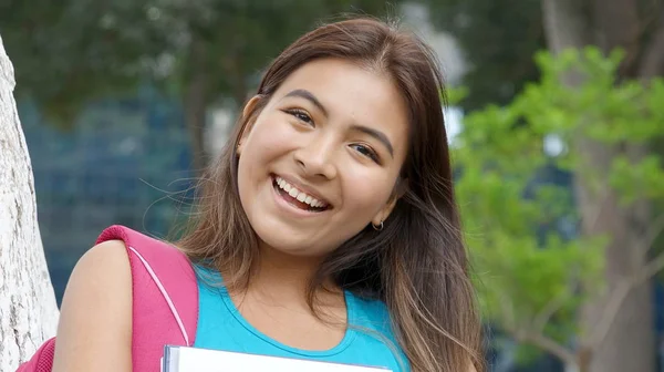 Girl Student Smiling — Stock Photo, Image