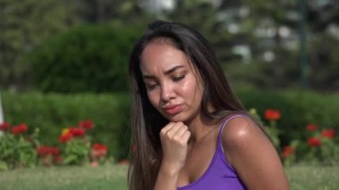 düşünme genç kız