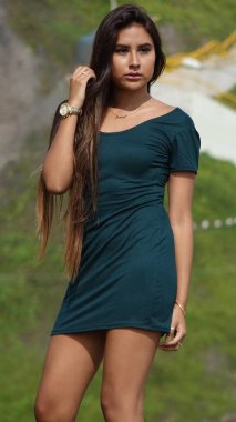 Çok kadın bekleyen