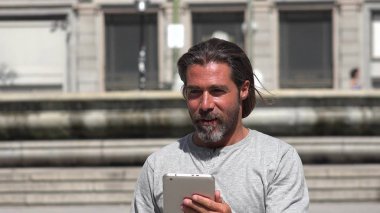 Erkek tablet kullanma