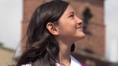 İspanyol ve Latin genç kız