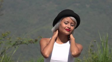 seksi genç Asyalı kadın