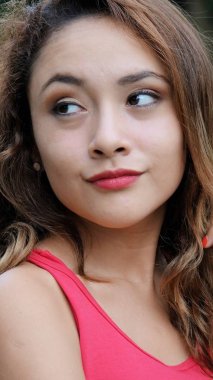 Güzel Kadın ve Karışıklık