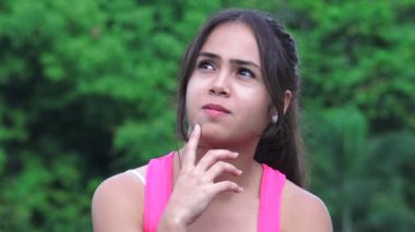 Kadın Teen düşünme