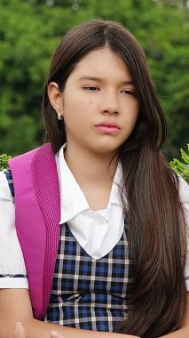 Yorgun güzel kız öğrenci