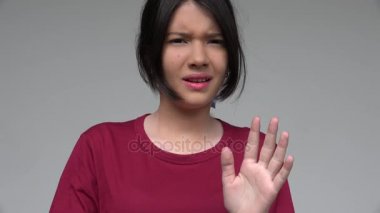 Kadın çocuk korkuyor ve korkulu