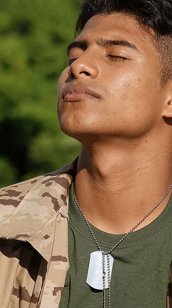 Wondering Handsome Male Soldier — Stock Photo, Image