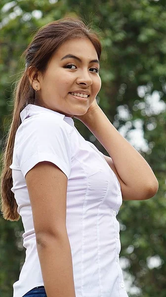 Peruwiański kobieta Nastolatka — Zdjęcie stockowe