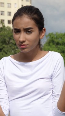 Bir kız ve karışıklık