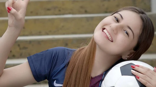 Menina adolescente atlética feliz — Fotografia de Stock