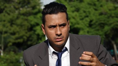 Latin iş adamı ve karışıklık