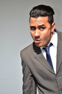 Karışık Latino iş adamı