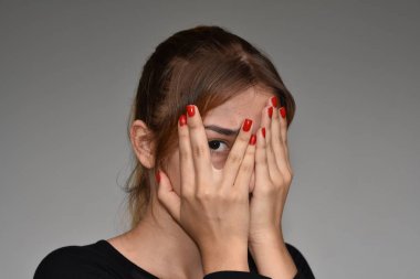 Genç erkek ve utangaçlık